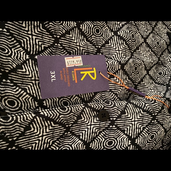 Uniquely designed button up dress shirt - Picture 6 of 9